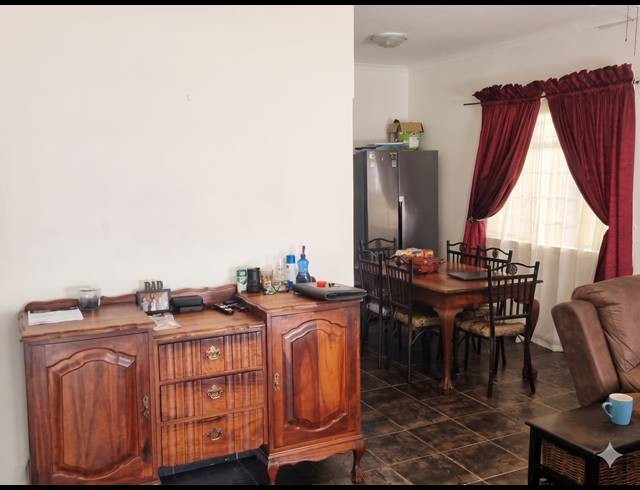5 BEDROOM HOUSE FOR SALE IN DUNCANVILLE